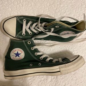 Green High Top  Converse - Womens size 8